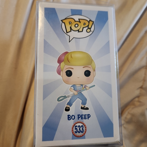 Funko pop Bo Peep Barnes and Noble exclusive - Picture 3 of 4